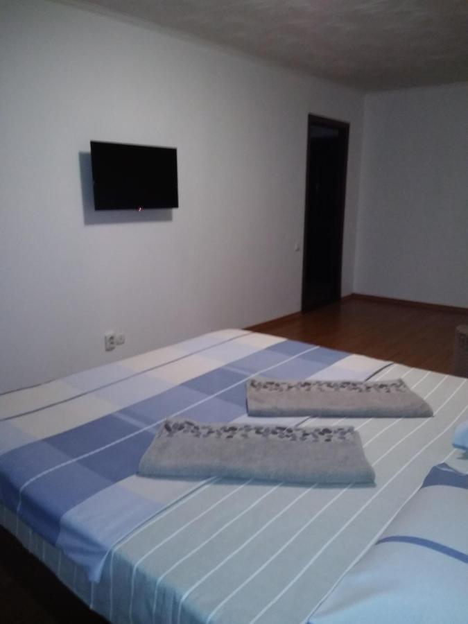 Центр 95 Квартала, Смарт-Tv Apartment Krivoy Rog Ngoại thất bức ảnh